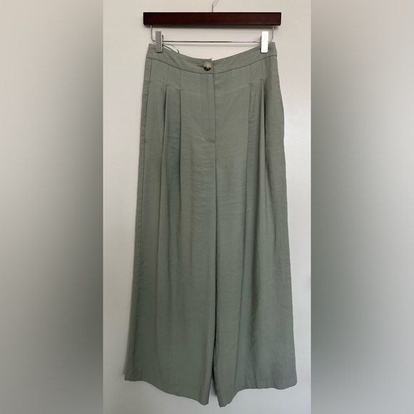 TOPSHOP Women’s Mint Sage Green Pleated
Wide Leg Trousers Pants Size 4 - Picture 2 of 16